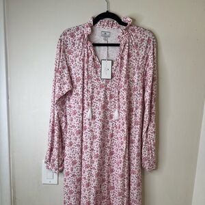 Elegant Long Sleeve Floral Dress in Pink